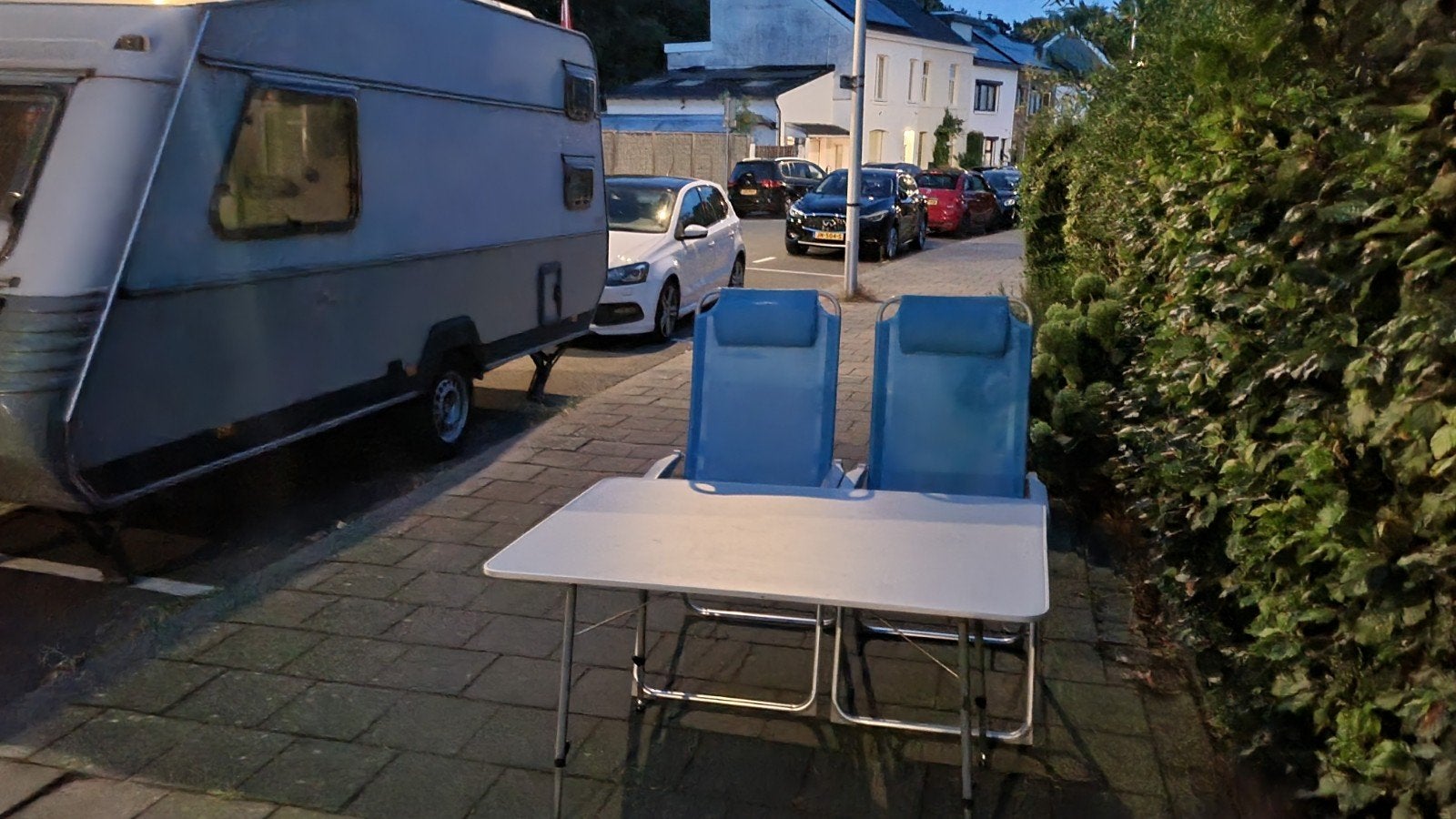 Lichtgewicht kampeerset: 2 comfortabele klapstoelen + verste, Ophalen of Verzenden, Zo goed als nieuw, Overige