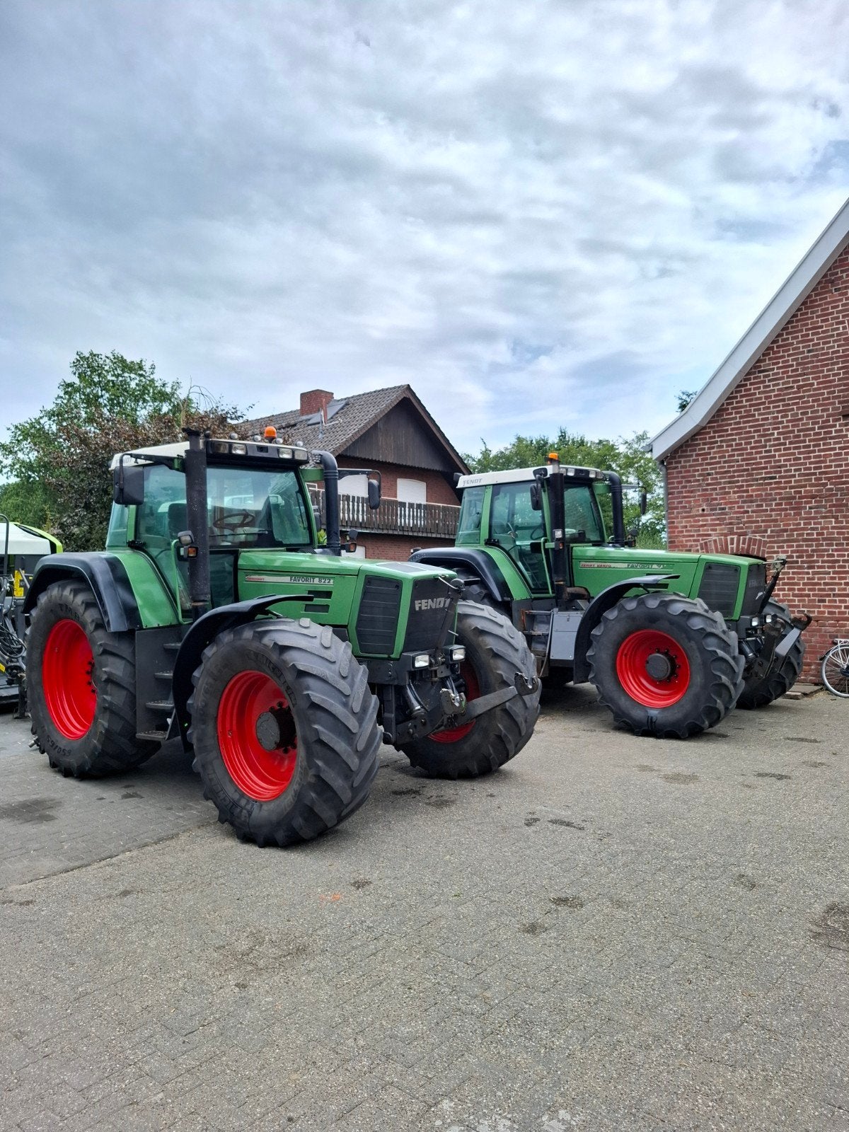 Fendt Favorit 916 en 822, Ophalen, Gebruikt, Meer dan 160 Pk, Fendt