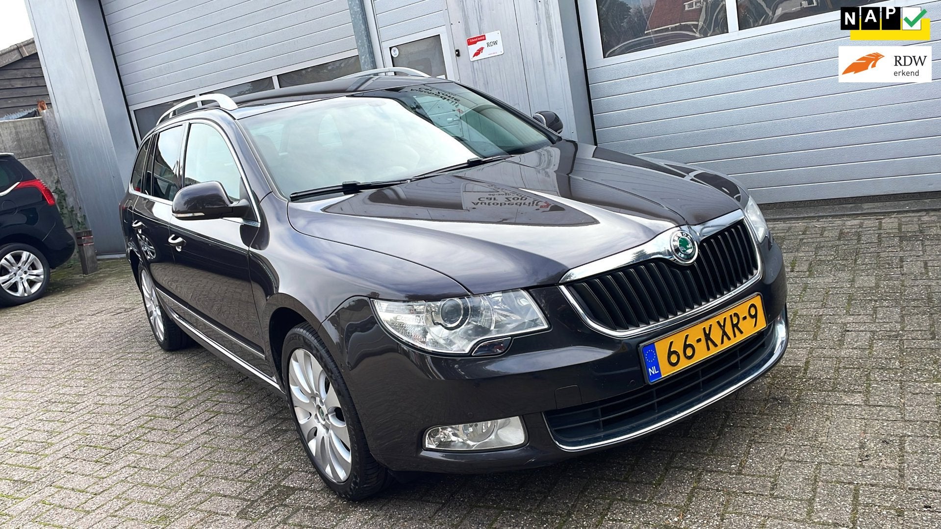 Skoda Superb Combi 1.8 TSI Elegance Business Line AUT-Leder, Auto's, Gebruikt, 4 cilinders, Xenon verlichting, 161 pk