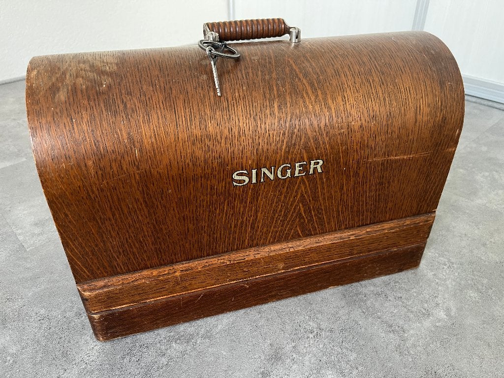 Singer handnaaimachine, Ophalen, Gebruikt