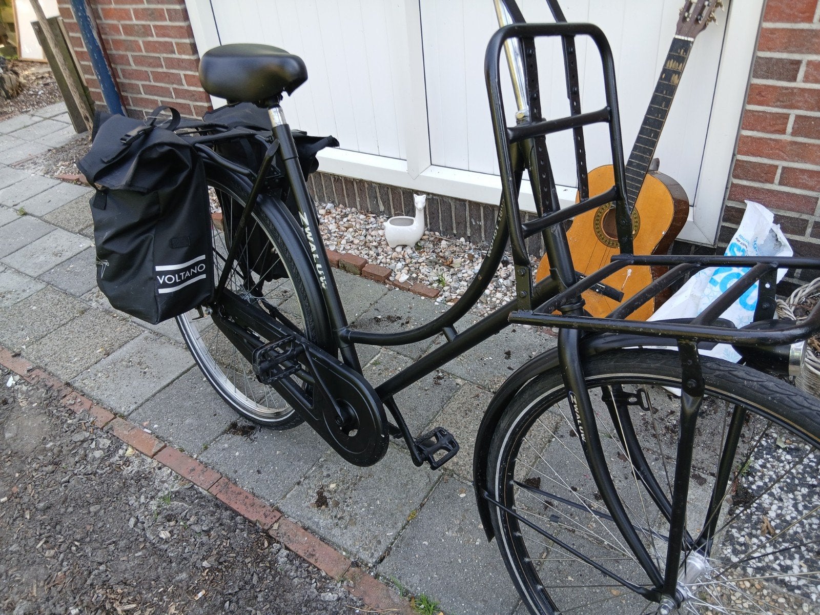 Zwarte Zwaluw transportfiets met dubbele fietstassen, Terugtraprem, Versnellingen, Ophalen, Overige merken