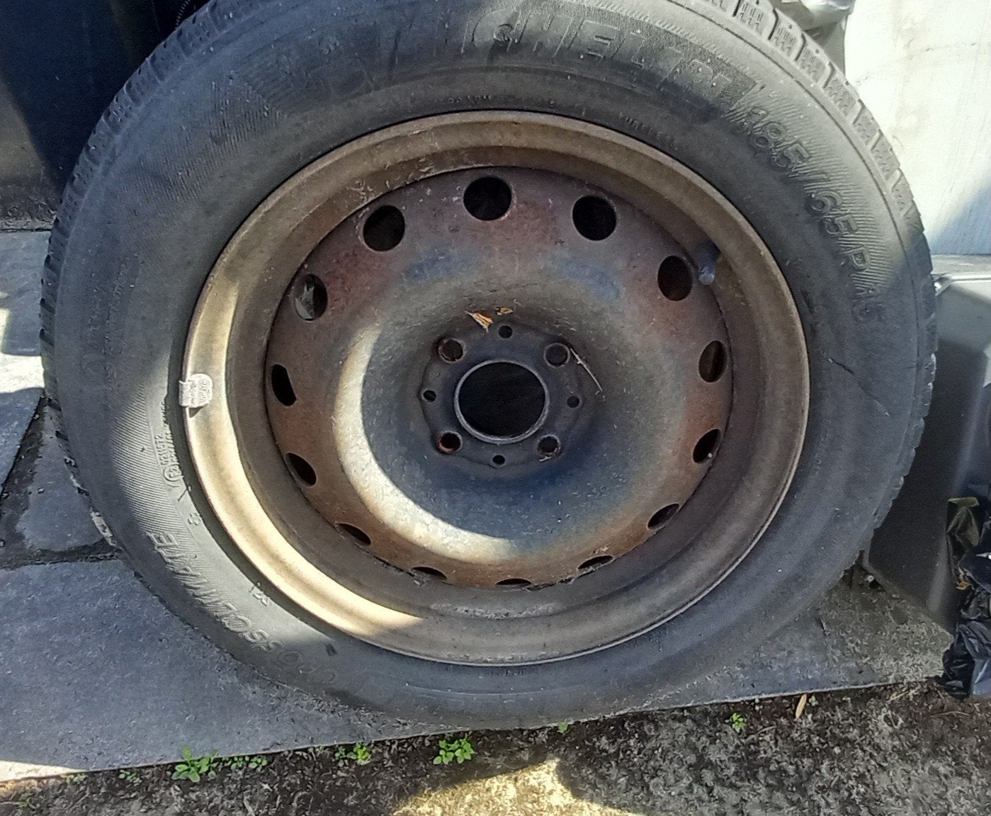 Drie stuks stalen velgen met banden 4x108, Ophalen of Verzenden, Gebruikt