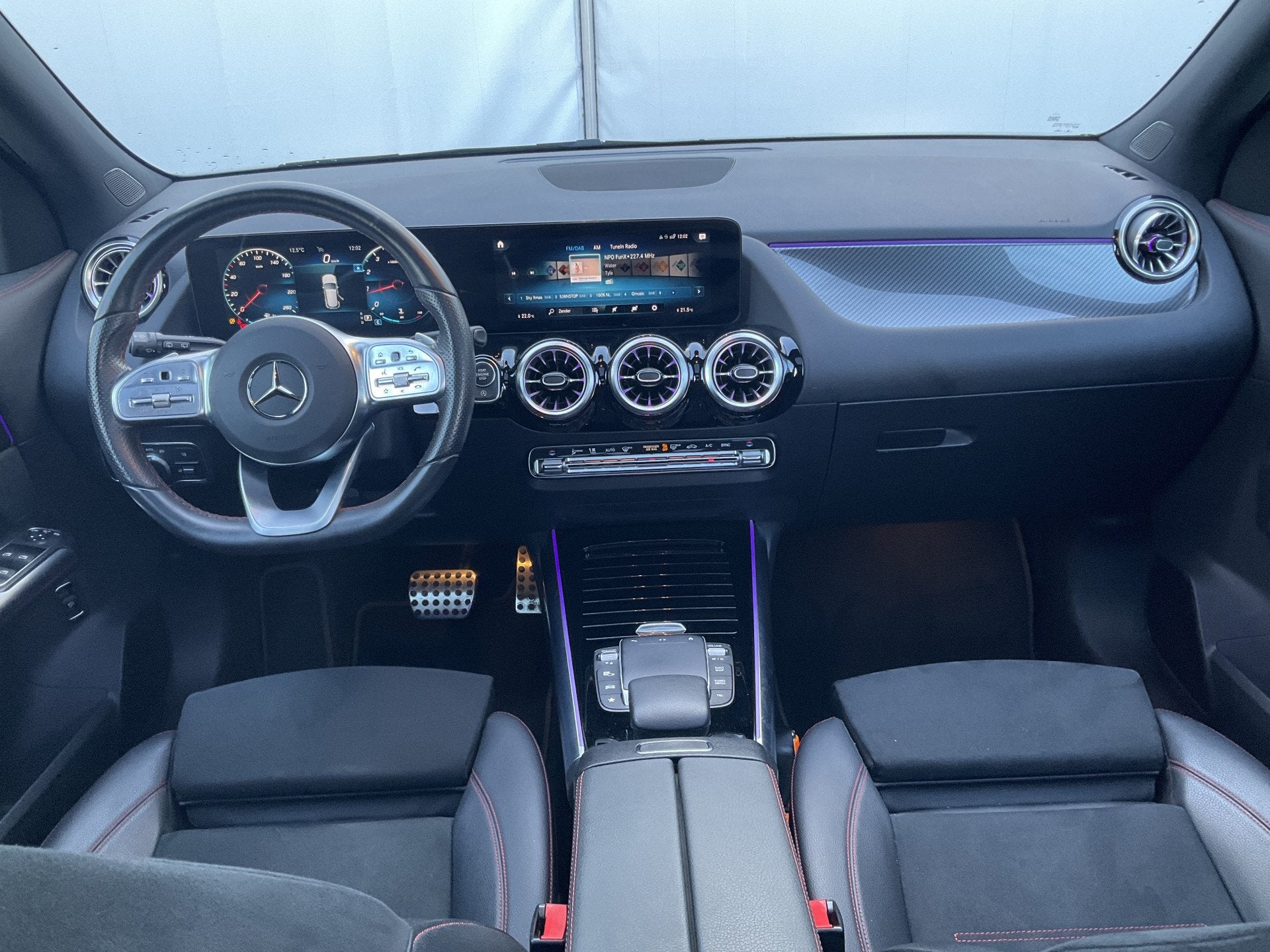 Mercedes-Benz GLA 180 Aut7 Solution AMG Pano.dak Stoel elctr, Euro 6, 4 cilinders, 1600 kg, SUV of Terreinwagen