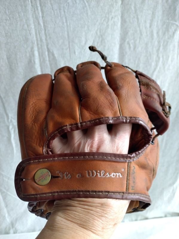 Honkbalhandschoen leer Wilson herenmaat Vintage, Ophalen of Verzenden, Gebruikt, Honkbal, Handschoen