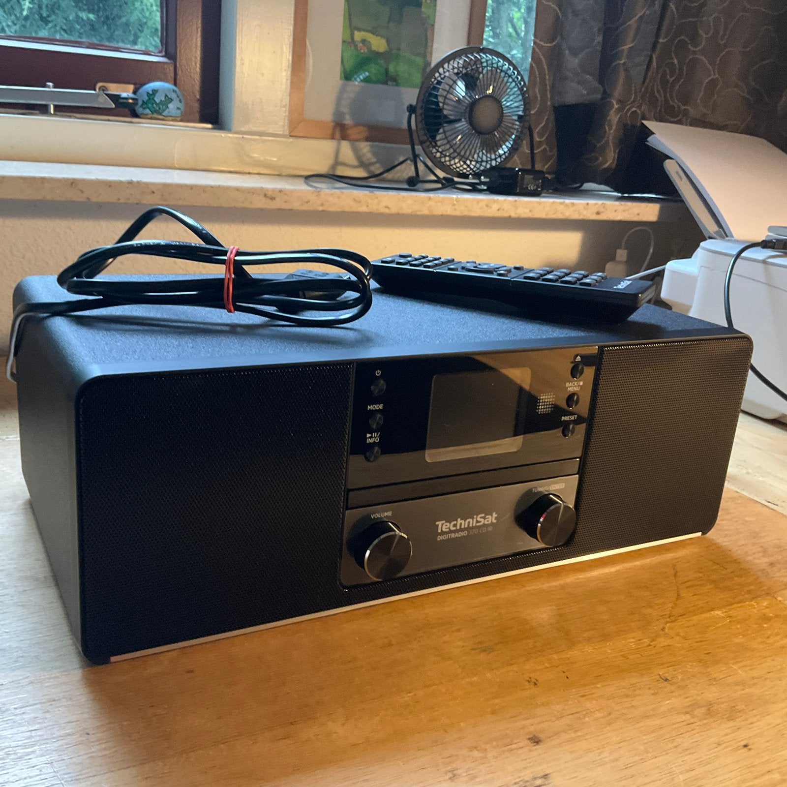 Nieuwe TechniSat Digitradio 370 CD IR radio-cdspeler, Ophalen, Nieuw