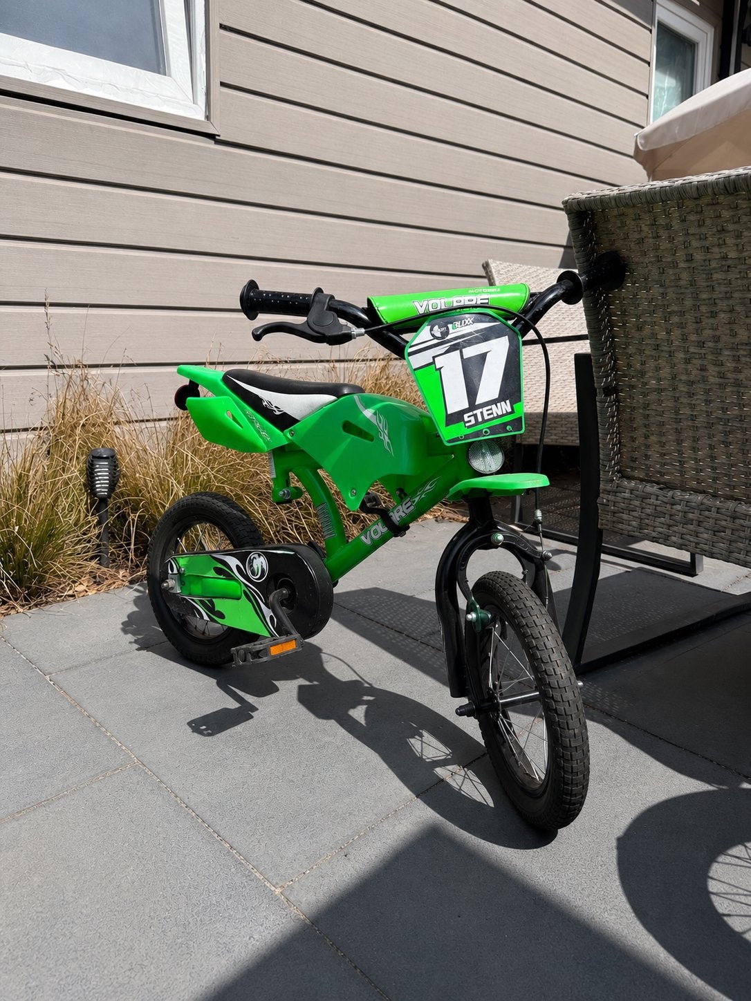 Volare Motorbike Kinderfiets 12 inch Groen – Zeer net, Ophalen, Zo goed als nieuw, Velgrem, Minder dan 16 inch
