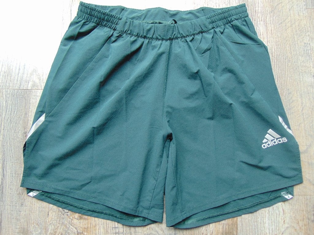 Adidas running korte broek maat L hardloop short donkergroen, Adidas, Maat 42/44 (L), Ophalen of Verzenden, Zo goed als nieuw