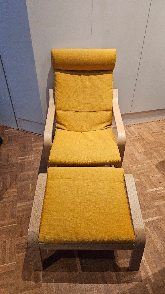 IKEA Poang fauteuil en voetenbank, Huis en Inrichting, Ophalen, Zo goed als nieuw, 75 tot 100 cm, 50 tot 75 cm