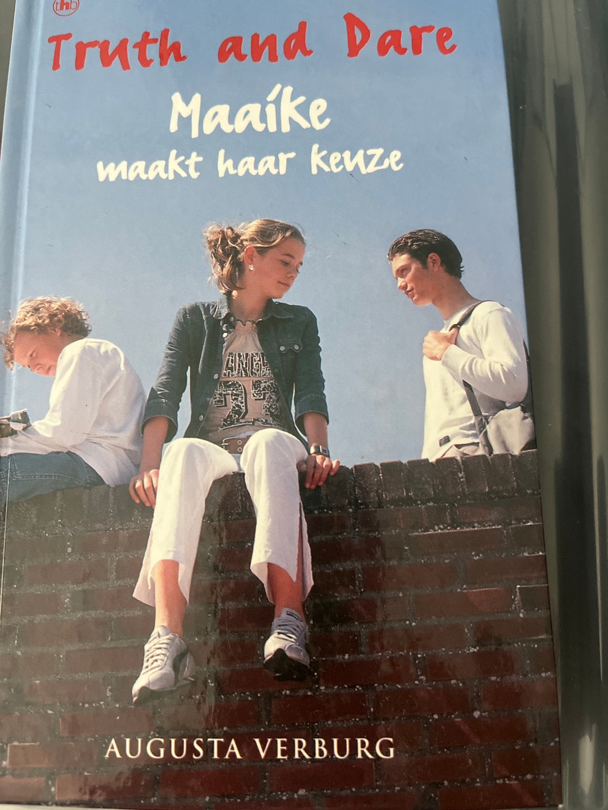 Truth and Dare: Maaike maakt haar keuze - Augusta Verburg, Boeken, Ophalen of Verzenden, Gelezen, Fictie algemeen