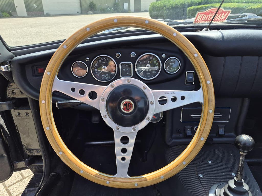 MG Mgc Roadster 6-cilinder (met rolkooi) - 1969, foto 8