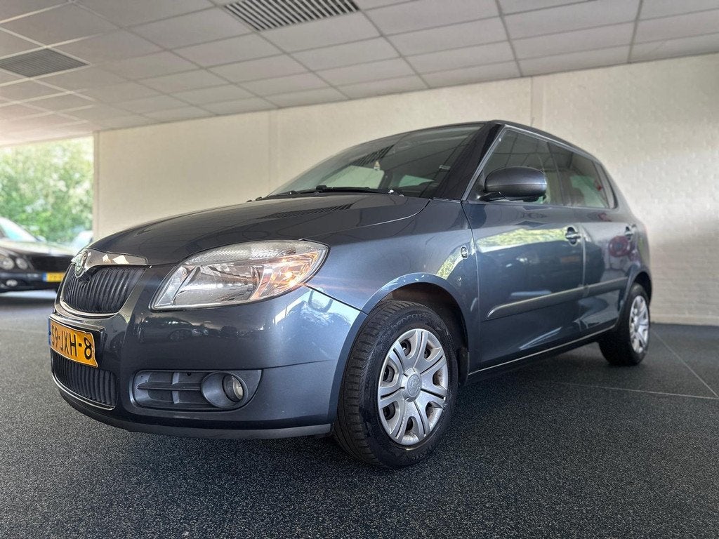 Skoda Fabia 1.2-12V Tour | Cruise | Climate | Trekhaak | Net, Auto's, Skoda, Bedrijf, Te koop, Fabia, Metallic lak, Benzine, Euro 4