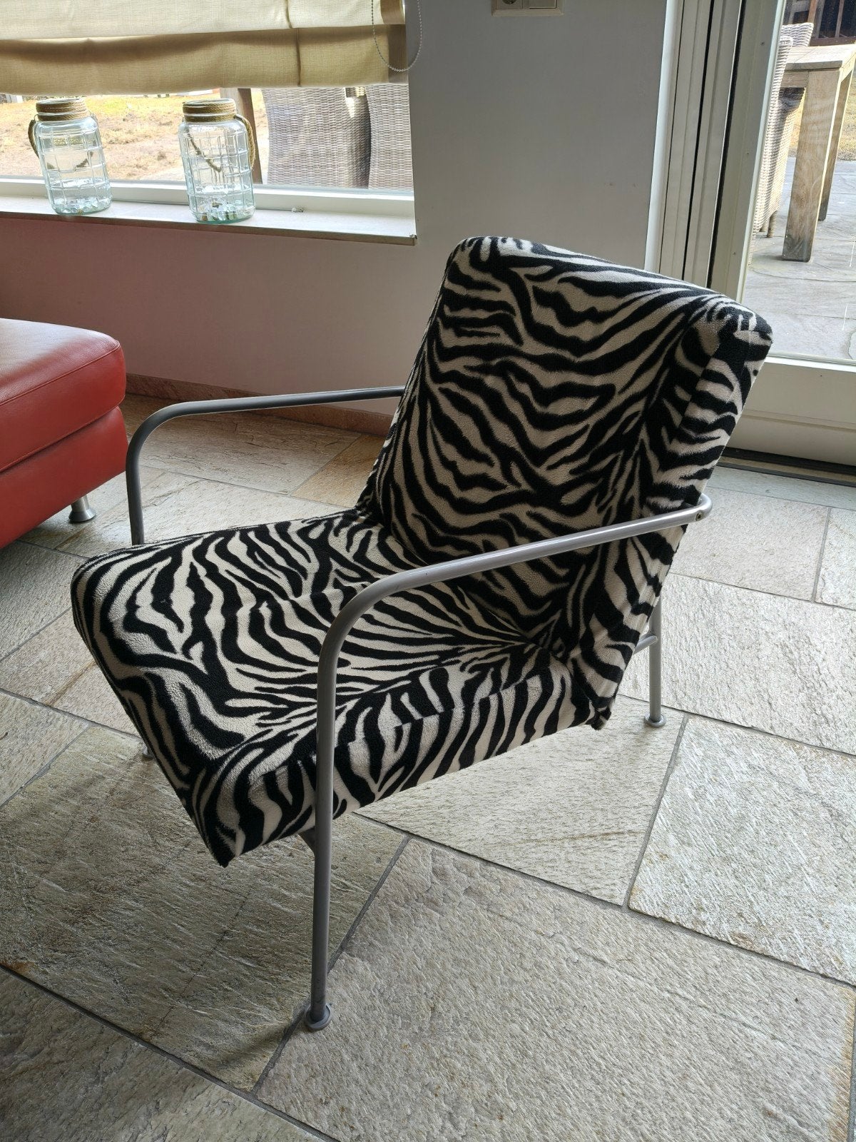 Gebruikte stoel met zebraprint - Nieuwe stof nodig, Ophalen, Gebruikt, Zwart, Metaal