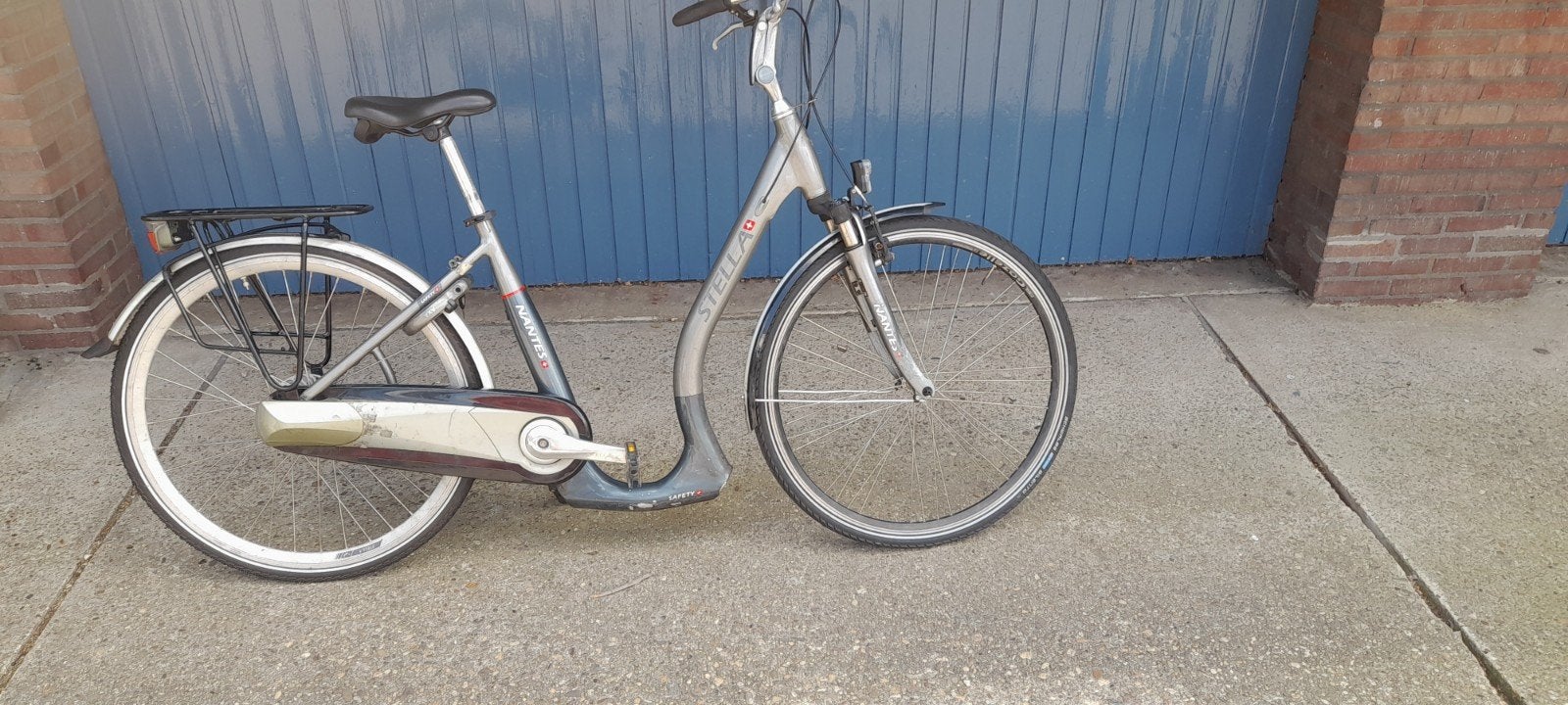 stella damesfiets met extra lage instap, Gebruikt, Minder dan 47 cm, Trommelrem, Ophalen
