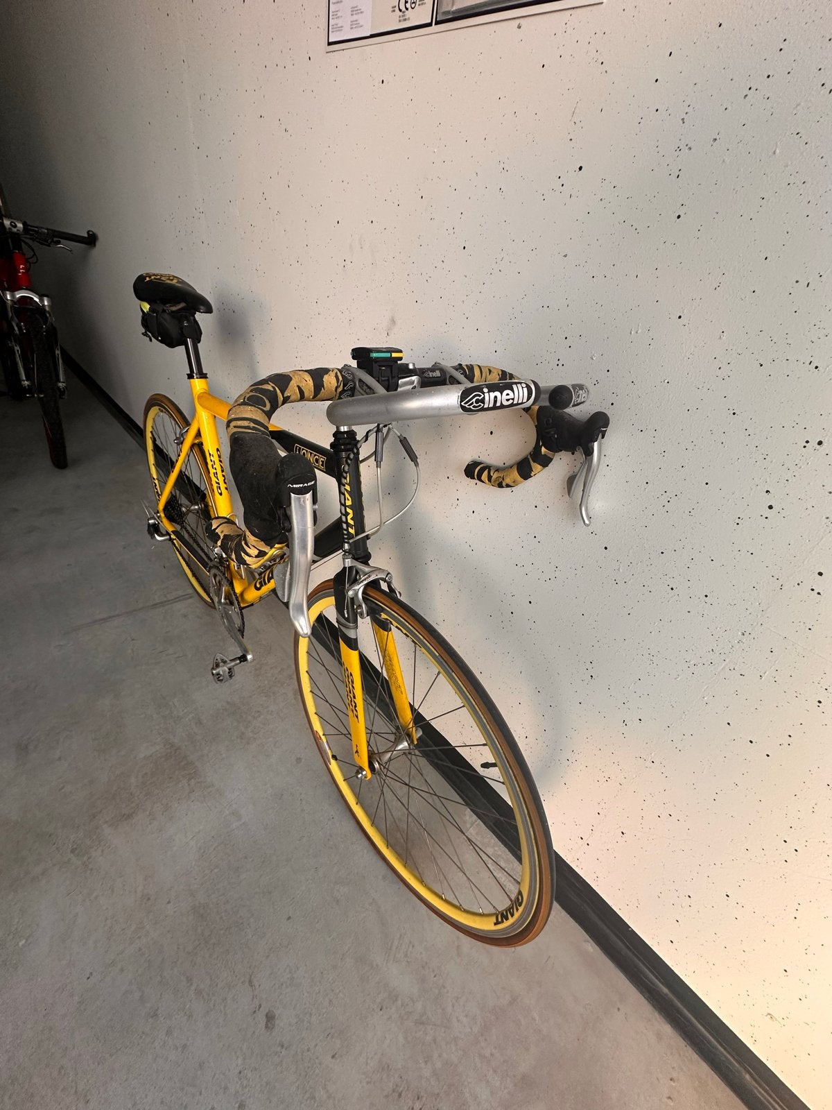 Giant racefiets geel - Campagnolo onderdelen, Fietsen en Brommers, Ophalen, 28 inch, Gebruikt, 10 tot 15 versnellingen