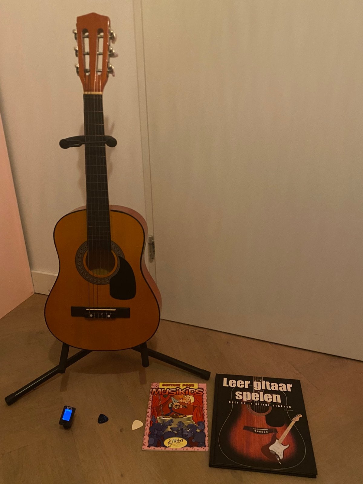 Gitaar tieners, Ophalen, Zo goed als nieuw