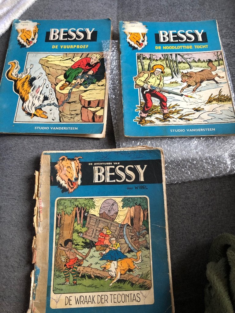 Oude door gelezen Bessy strip jaren 50 en 60, Boeken, Stripboeken, Gelezen, Willy Vandersteen, Ophalen of Verzenden, Meerdere stripboeken