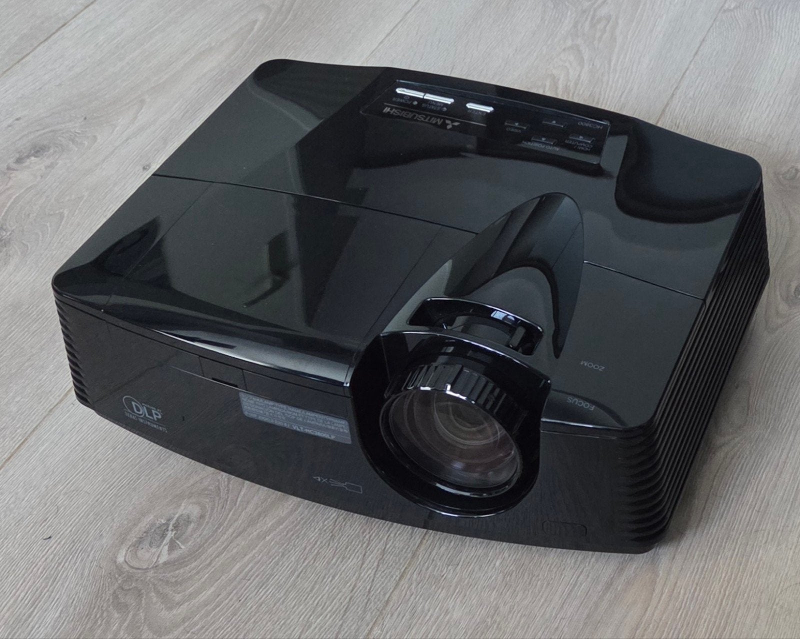 Mitsubishi HC3800 Projector, Ophalen, Zo goed als nieuw, DLP, Mitsubishi