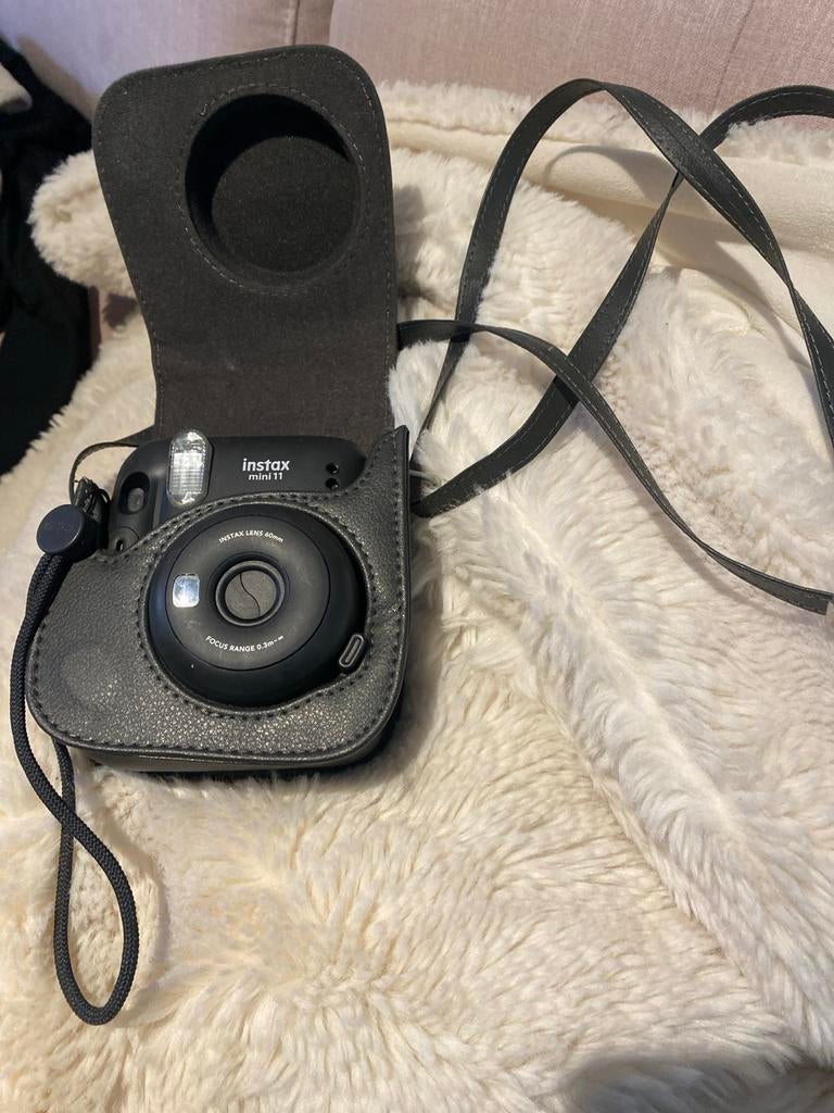 Fujifilm Instax Mini 11 Instant Camera met hoesje, Audio, Tv en Foto, Fotocamera's Analoog, Ophalen of Verzenden, Zo goed als nieuw