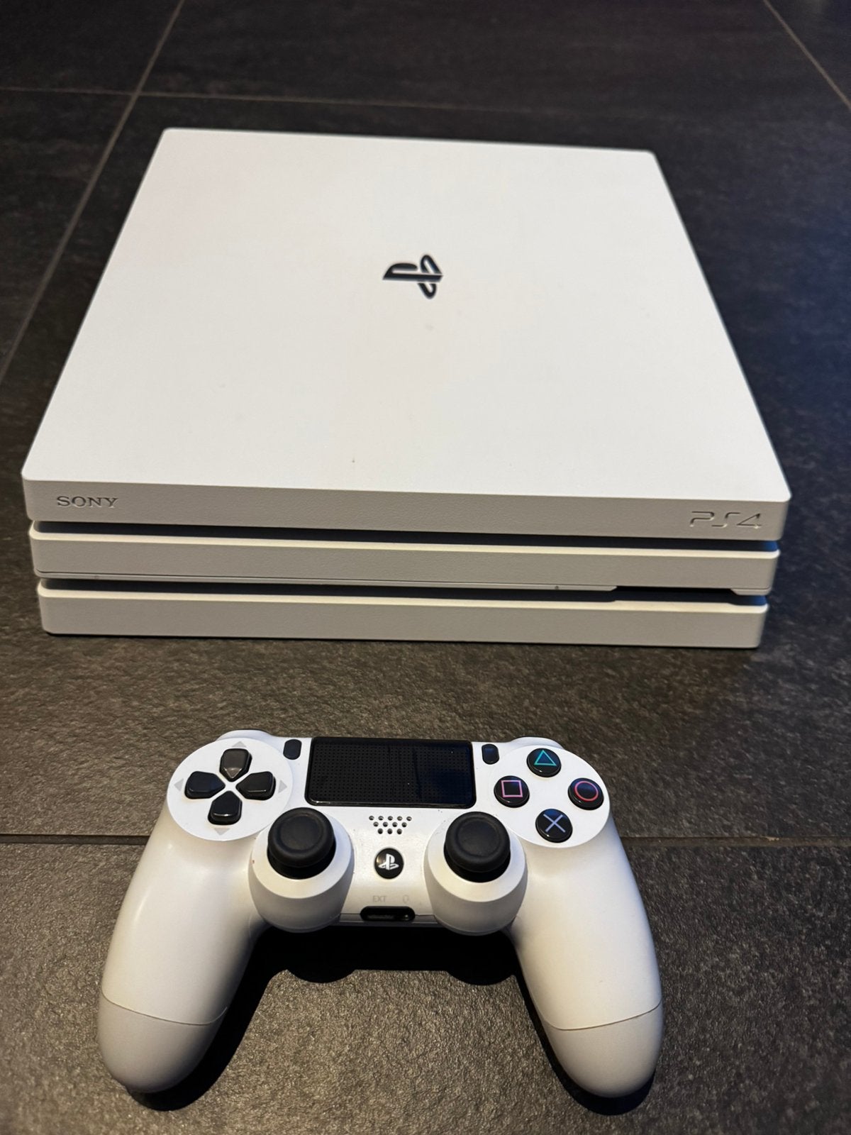 PlayStation 4 PRO, Spelcomputers en Games, Ophalen, Zo goed als nieuw, Met 1 controller, Pro