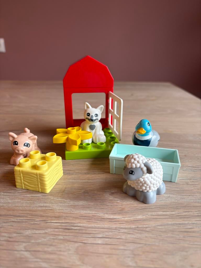 LEGO Duplo Boerderijdieren Verzorgen 10949, Inclusief minifiguren, Gebruikt, Overige thema's, Ophalen of Verzenden