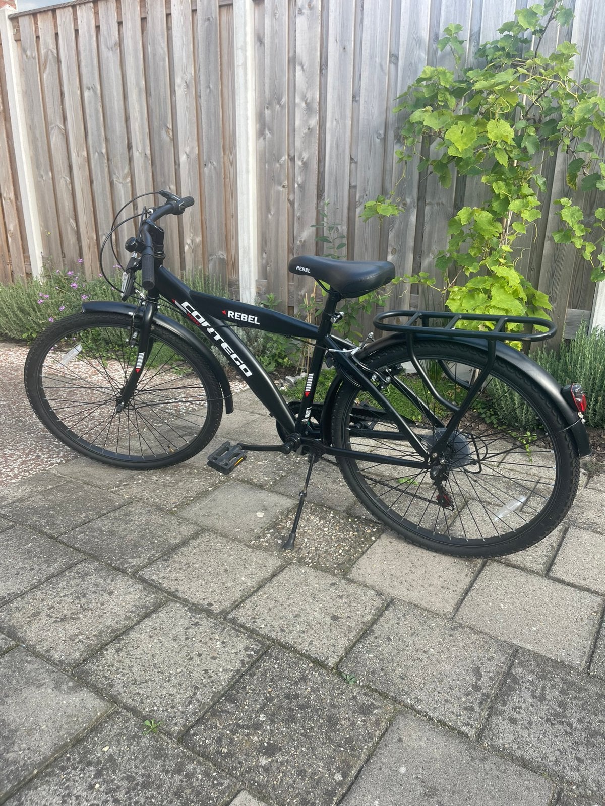 Cortego Rebel Jongensfiets 26 Inch Zwart, Velgrem, Zo goed als nieuw, Handrem, Ophalen