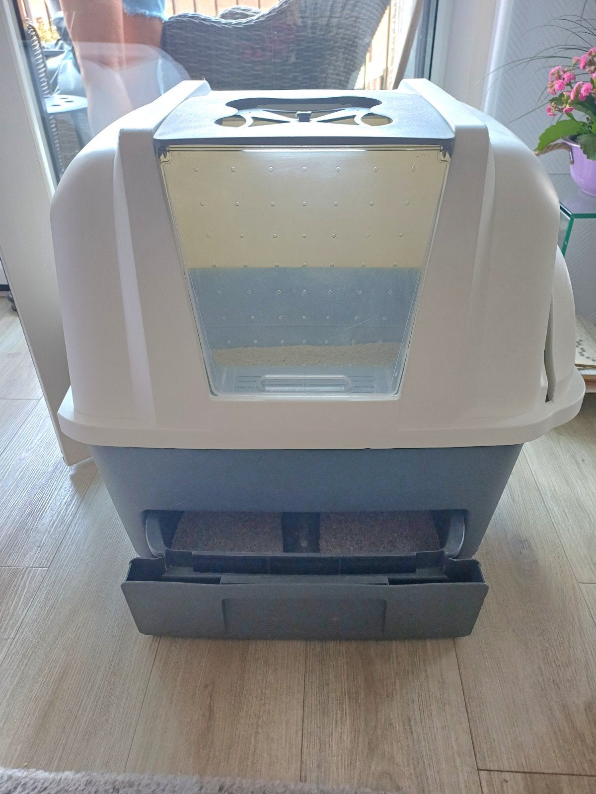 kattentoilet,géén schepjes of zakjes meer nodig!, Ophalen, Zo goed als nieuw