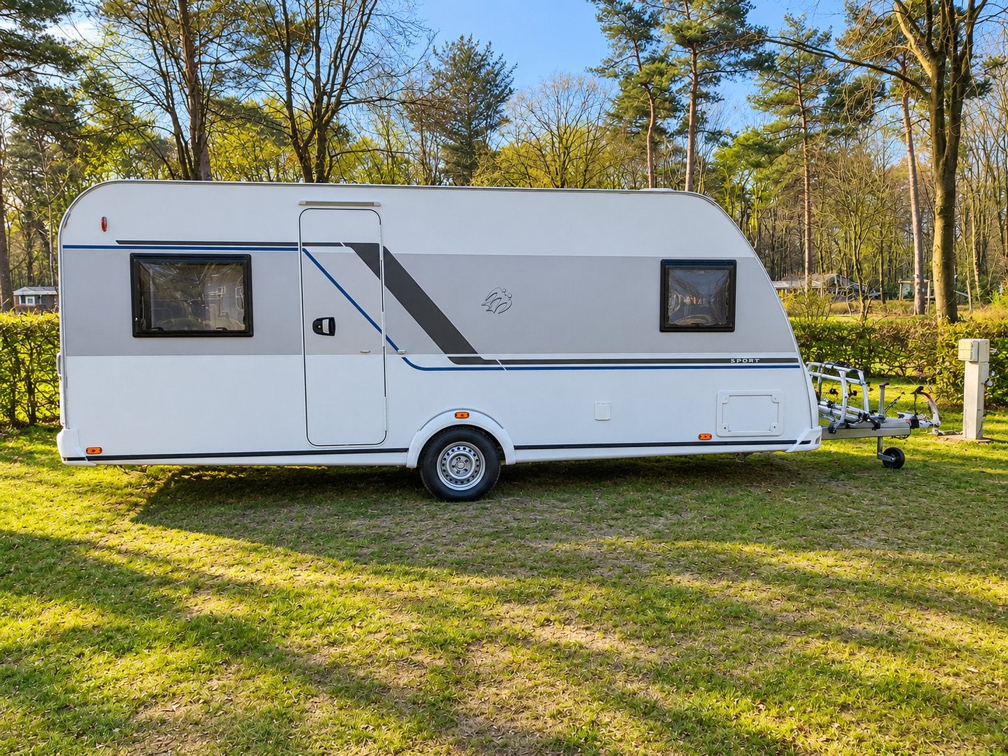 Knaus Sport 500 FU 2022 | Mover | Voortent | Luifel, Caravans en Kamperen, Rondzit, Frans bed, 7 tot 8 meter, Particulier