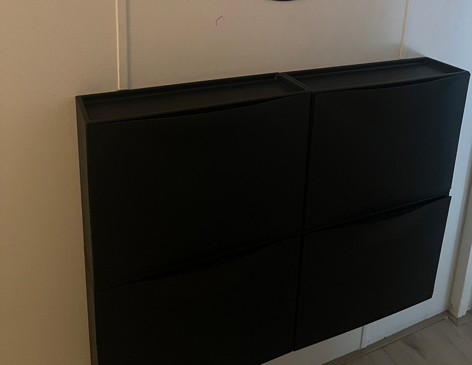 IKEA schoenenkast in het zwart, Ophalen, Zo goed als nieuw