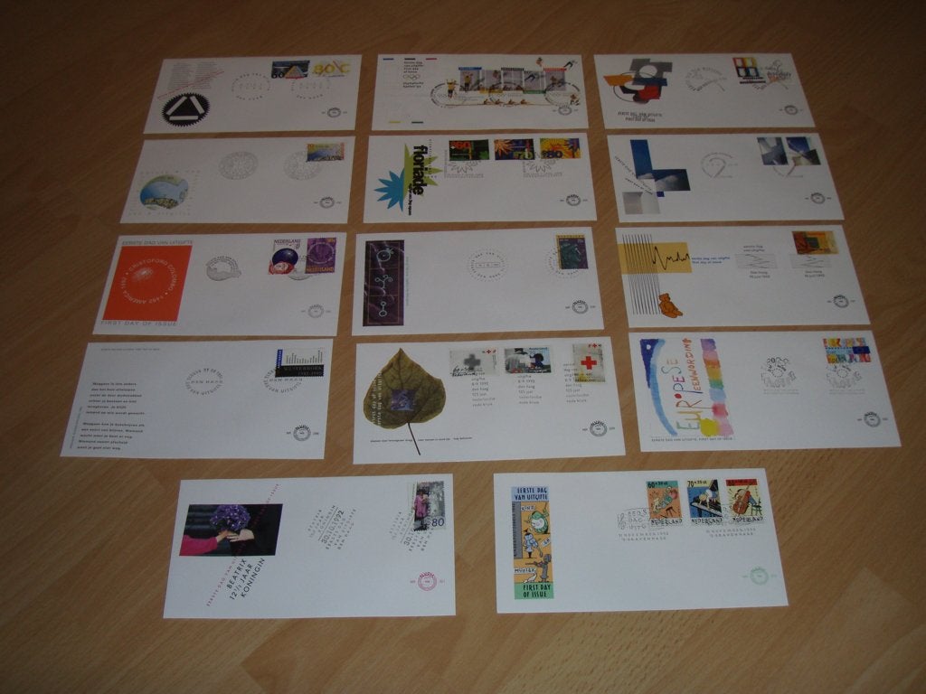 Te koop aangeboden jaargang eerstedagenveloppen 1992., Ophalen of Verzenden, Onbeschreven, Nederland