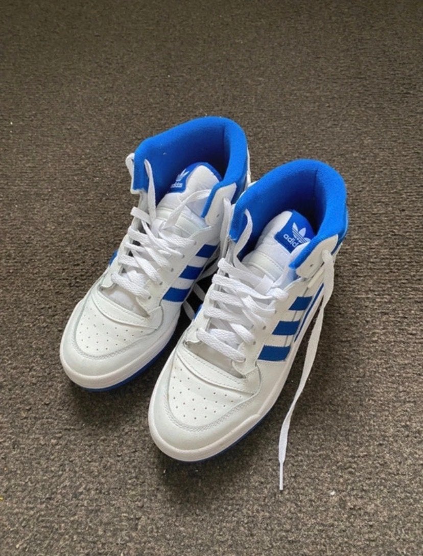 Adidas Originals Forum MID Unisex - Wit/Blauw, Maat 38 2/3, Ophalen of Verzenden, Zo goed als nieuw, Wit, Sneakers of Gympen