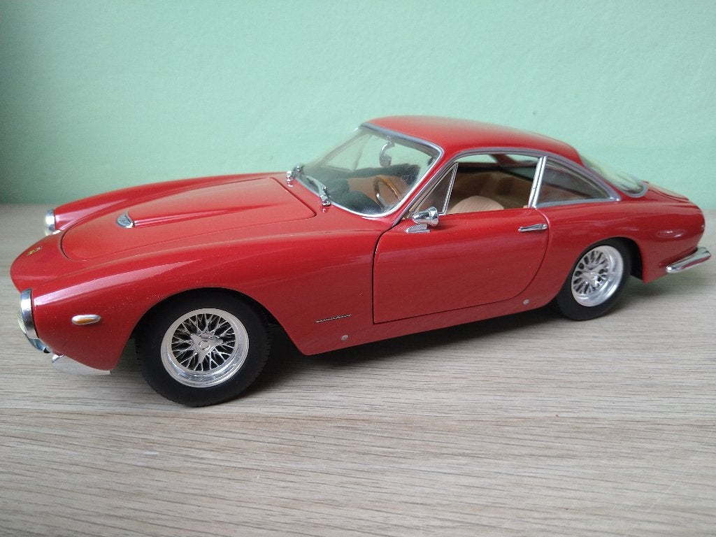 Ferrari 250GT Berlinetta Lusso 1962 1:18 Hot Wheels, Ophalen of Verzenden, Zo goed als nieuw, Auto, Hot Wheels