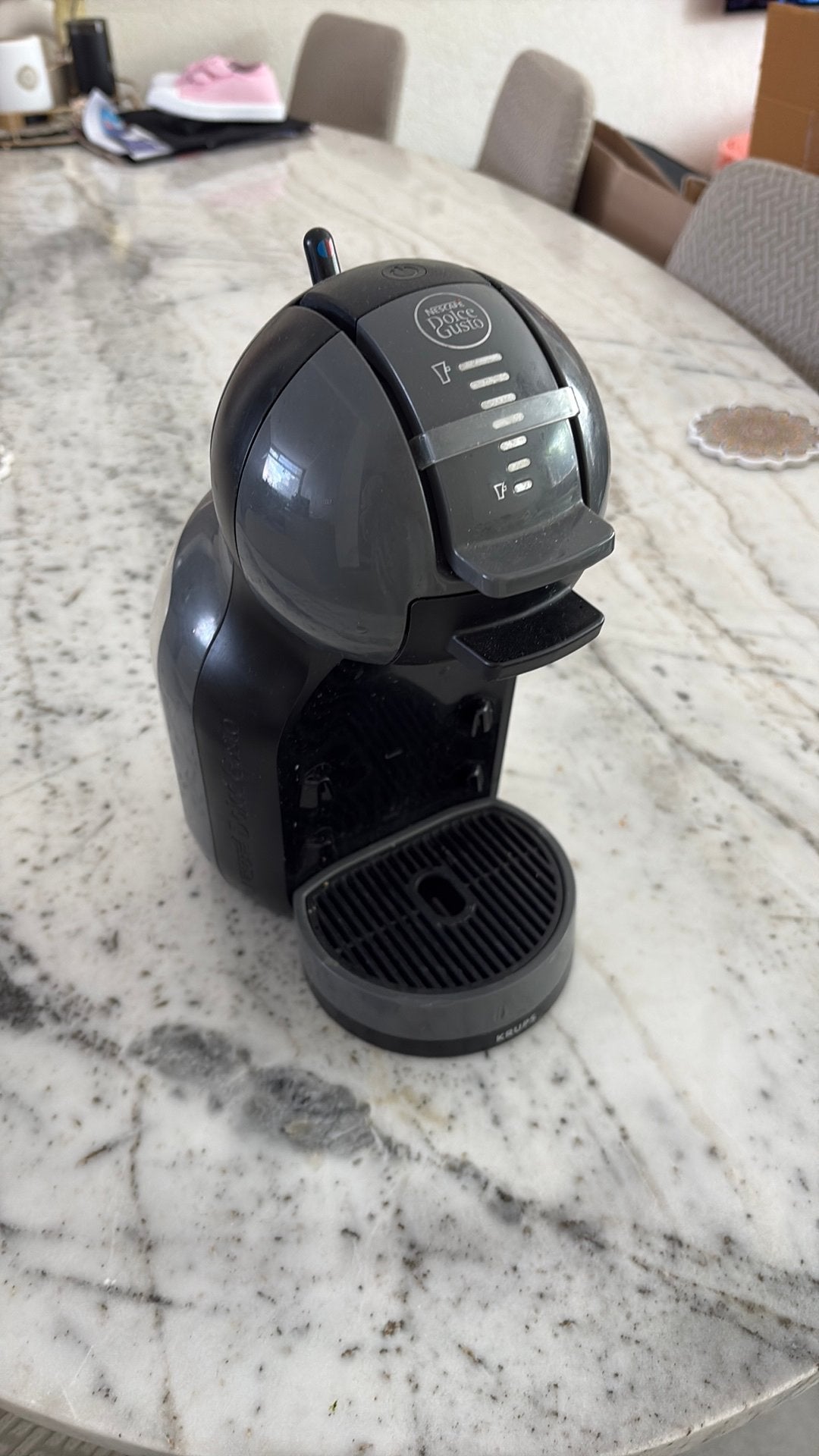 Dolce gusto, Ophalen of Verzenden, Zo goed als nieuw