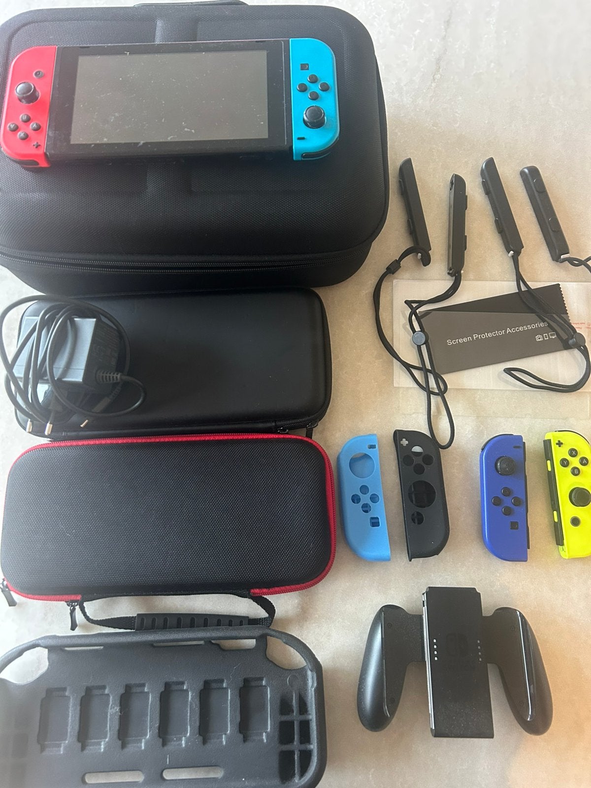 Nintendo Switch + 2 sets Joy-Cons + accessoires, 3 spelers of meer, Ophalen of Verzenden, Overige genres