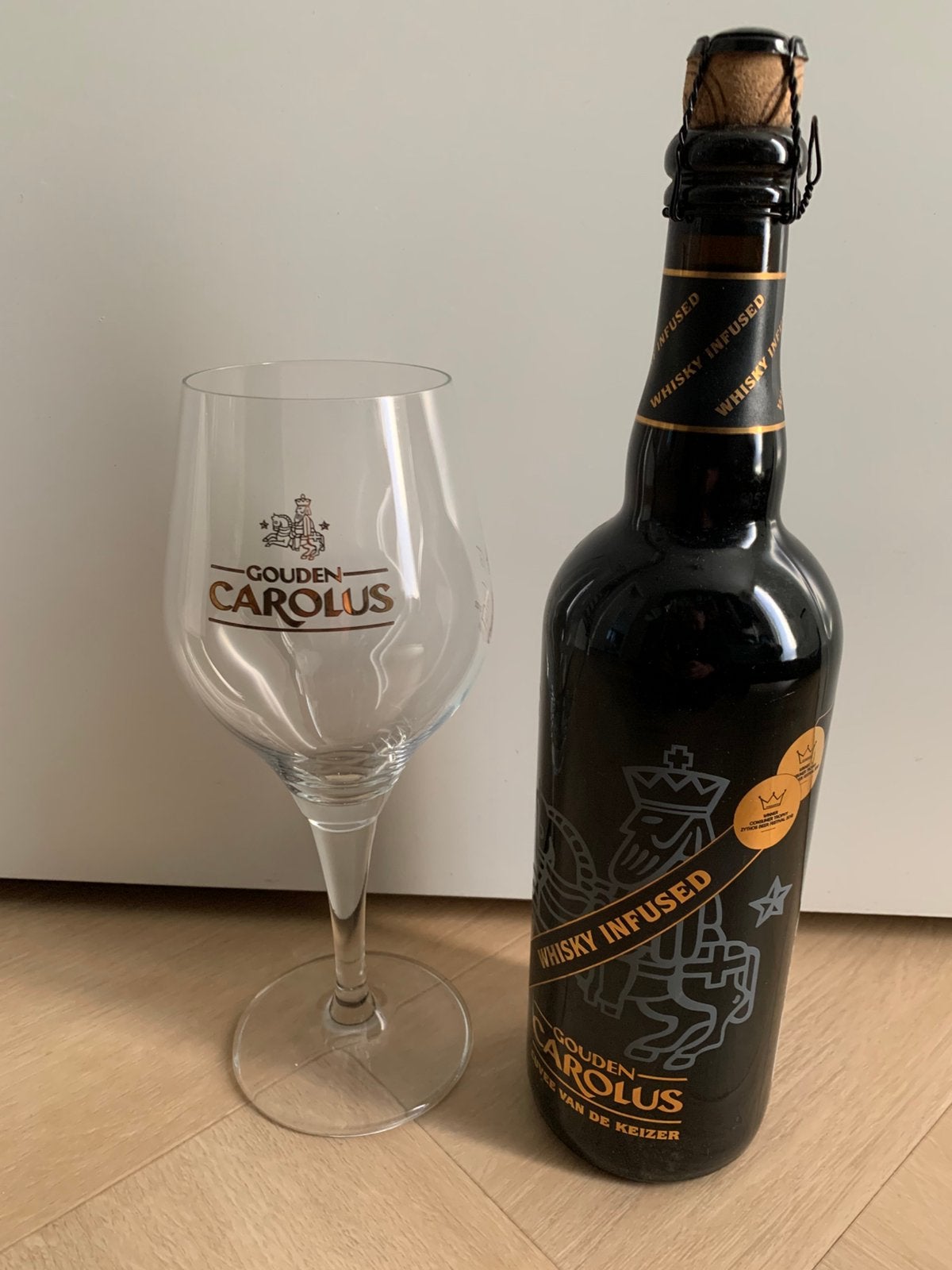 Gouden Carolus cuvee van de keizer 2019 incl. glas, Verzamelen, Biermerken, Ophalen of Verzenden, Nieuw, Glas of Glazen, Overige merken
