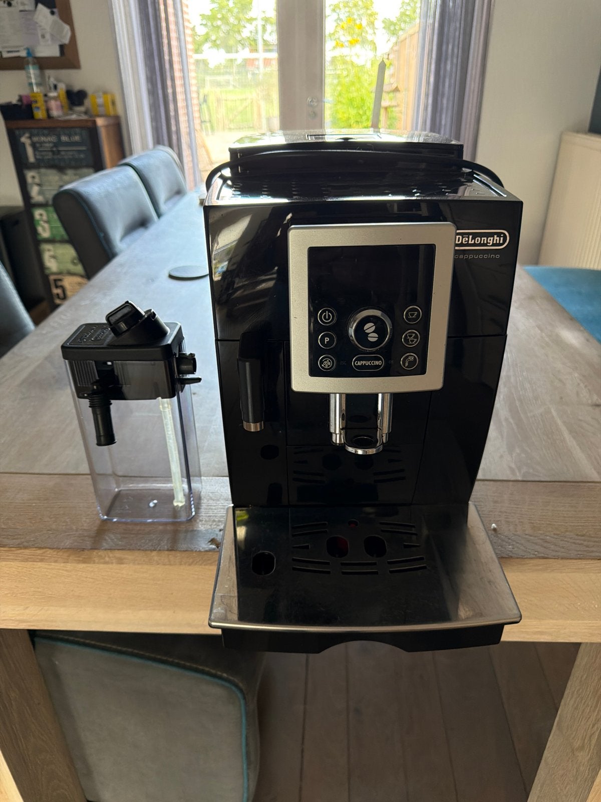DeLonghi Cappuccino, Witgoed en Apparatuur, Koffiezetapparaten, Ophalen, Afneembaar waterreservoir, Gebruikt, Espresso apparaat