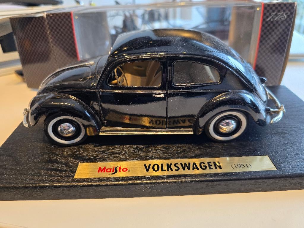 Volkswagen Beetle 1951 1/18 zwart, Ophalen of Verzenden, Zo goed als nieuw, Auto, Maisto