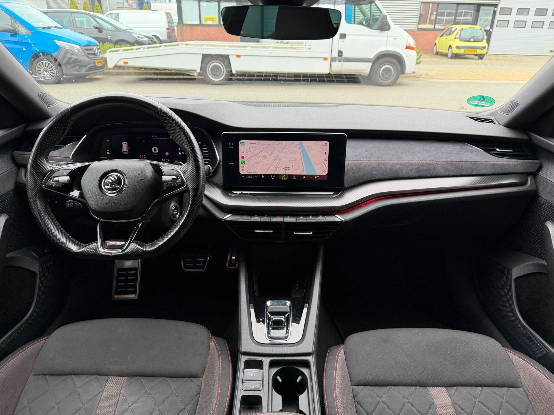 Skoda Octavia Combi 1.4 TSI RS iV PHEV ACC HUD Canton Camera, Auto's, Dealer onderhouden, Gebruikt, Euro 6, 4 cilinders
