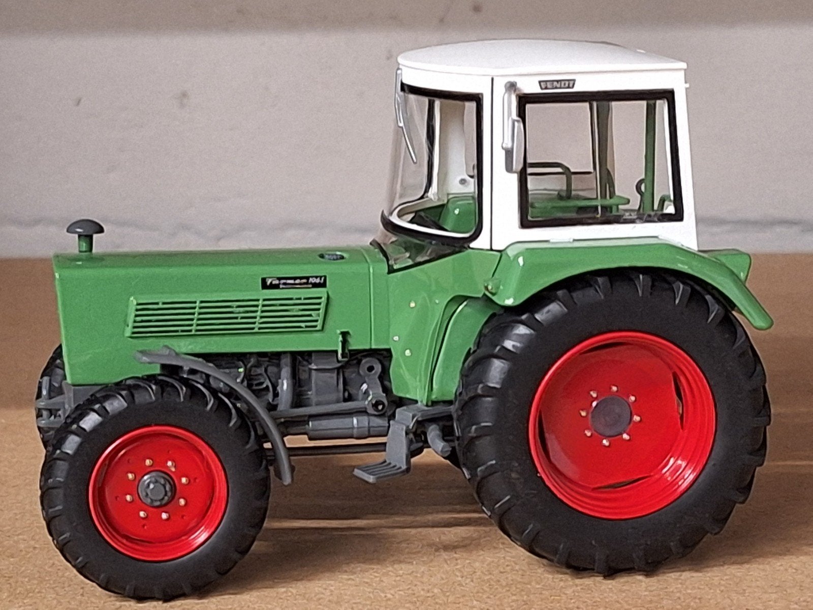 Fendt Farmer 106S 4WD met Fritzmeier Cabine, Tractor of Landbouw, Ophalen of Verzenden, Zo goed als nieuw, UH