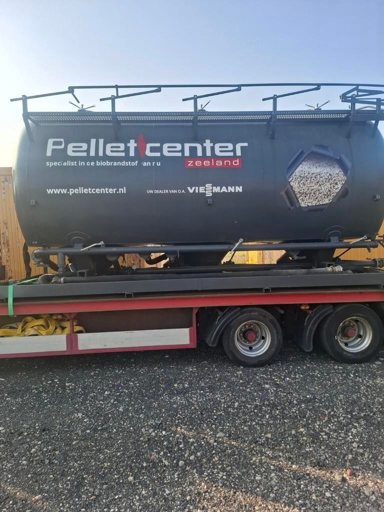 Silo met pomp voor voeder/pellets - 7,5 ton, Ophalen