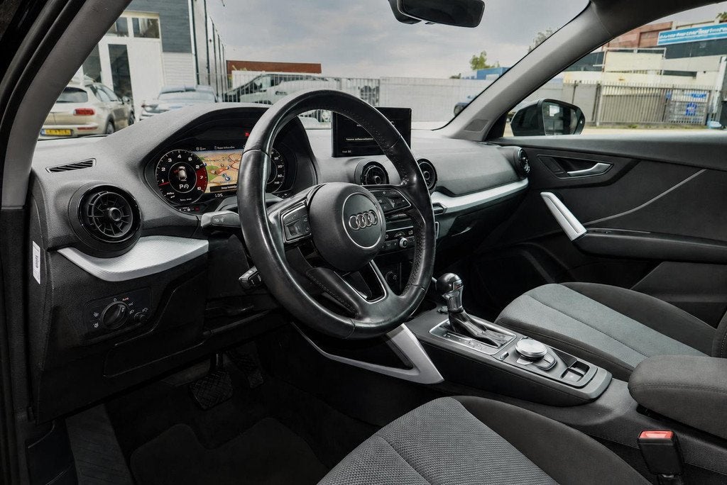 Audi Q2 1.4 TFSI CoD Design, Auto's, Audi, Stof, Gebruikt, 4 cilinders, 150 pk