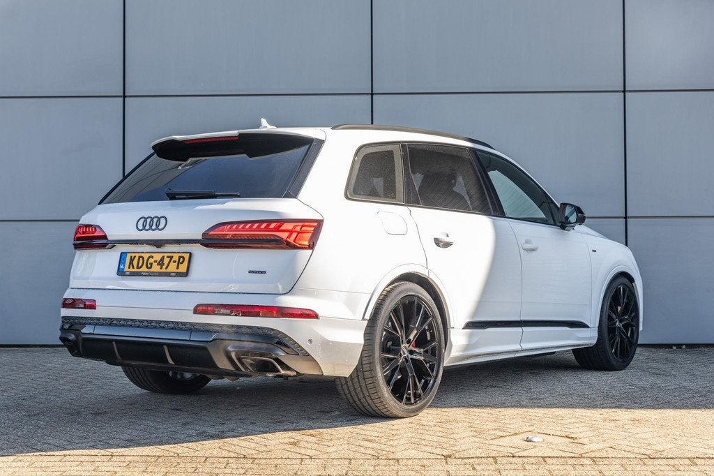 Audi Q7 55 TFSIe 394pk quattro Pro Line S | Panoramadak | He, Auto's, Audi, Automaat, Gebruikt, Bedrijf, Hybride Elektrisch/Benzine