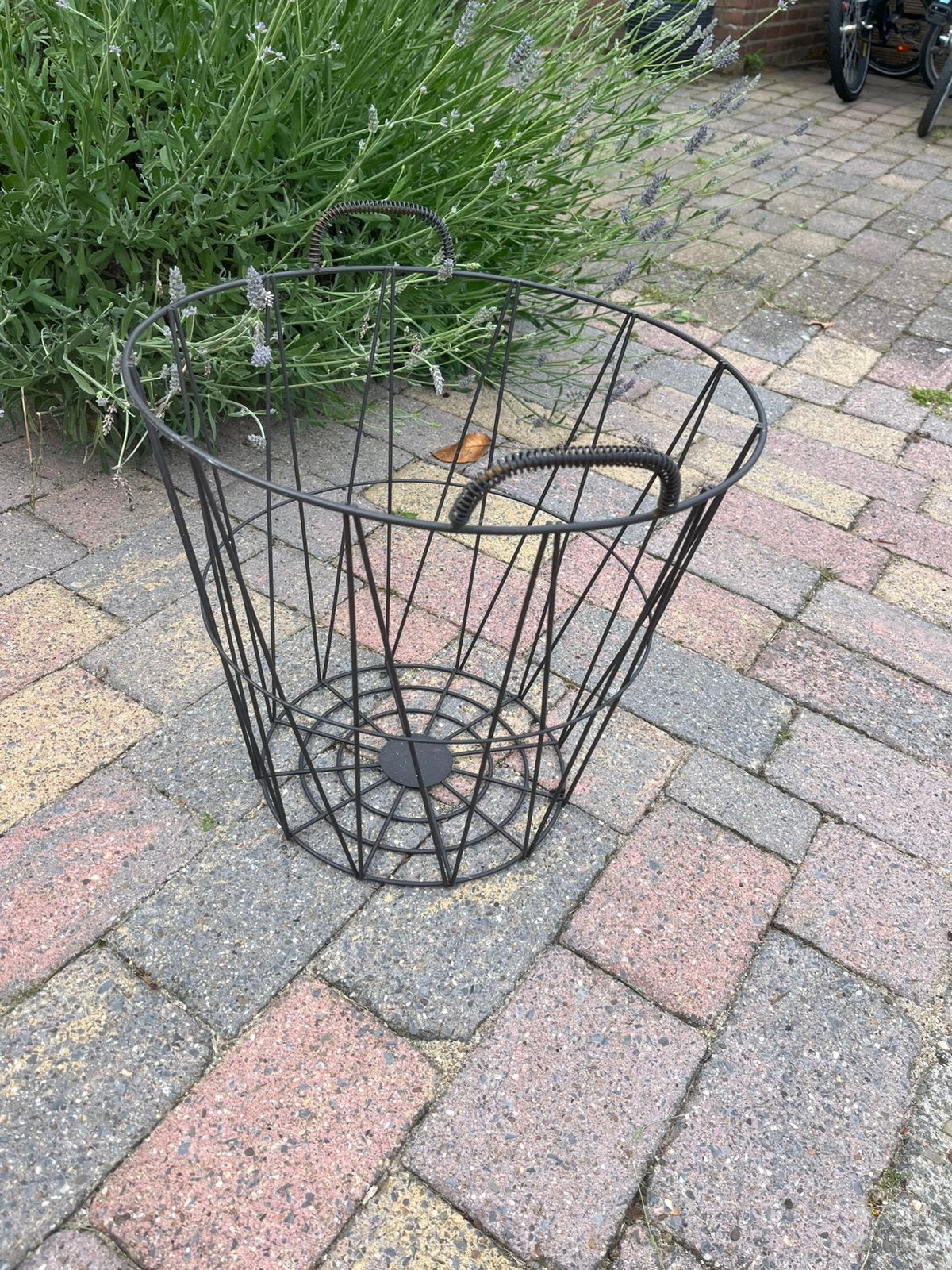 Metaal opbergrekkje gratis, Tuin en Terras, Ophalen, Rond, Zo goed als nieuw, Metaal