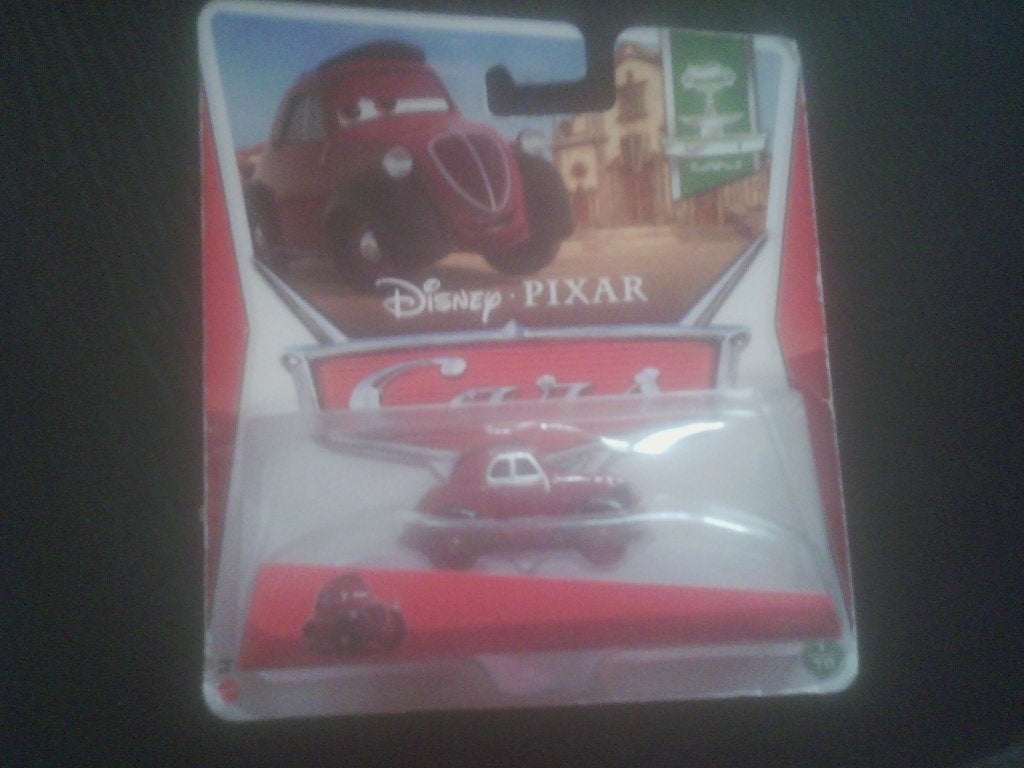 Disney Cars 2 Auto's    Uncle Topolino (nieuw in verpakking), Kinderen en Baby's, Ophalen of Verzenden, Nieuw