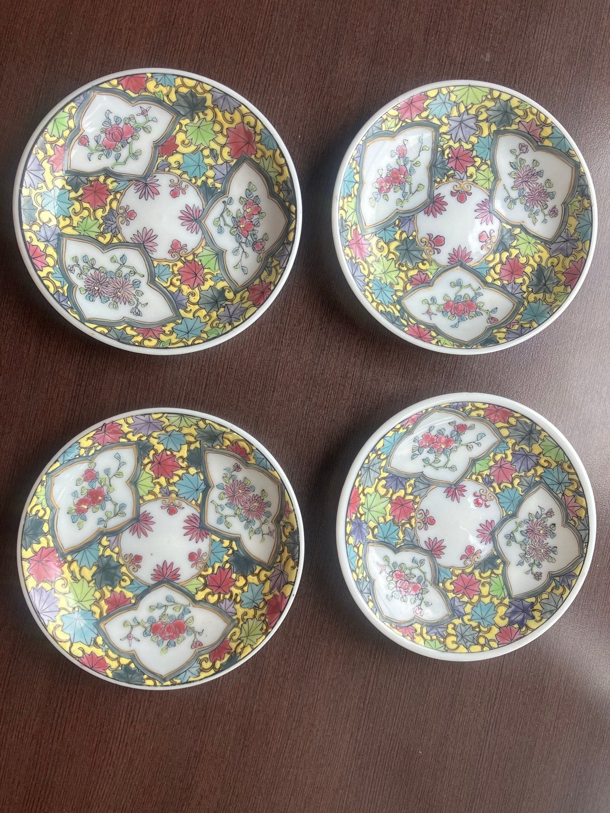 4x Vintage Chinees Porselein Schaaltje Geel Bloemen Ø11cm, Antiek en Kunst, Ophalen of Verzenden