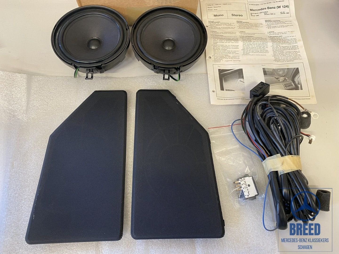 NOS inbouwset luidsprekers achter voor Mercedes-Benz W124, Ophalen of Verzenden, -, -, -