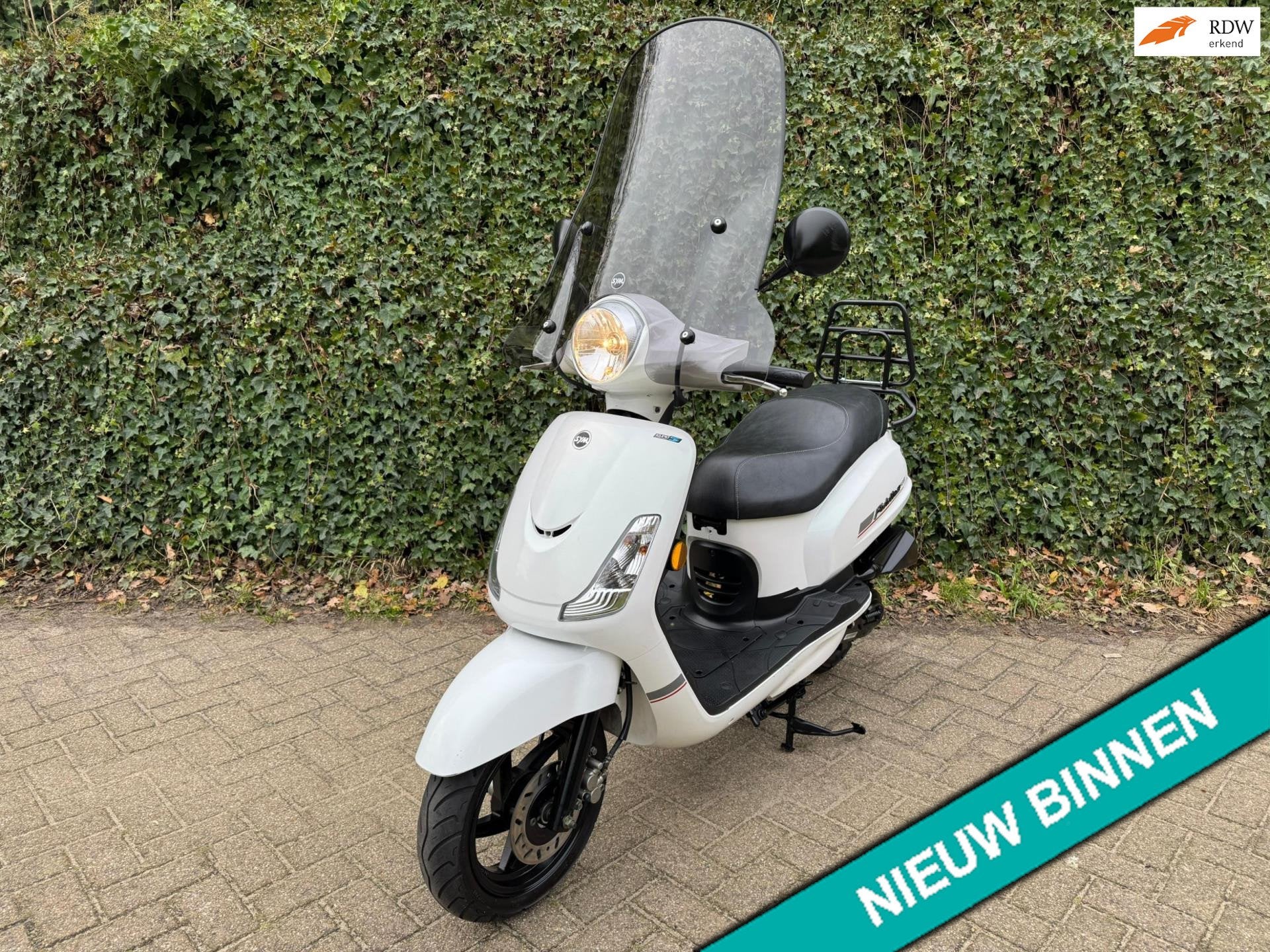 SYM Fiddle 2 EURO5 Windscherm SMOKE BETAAL met in3, Fietsen en Brommers, Scooters | SYM, Gebruikt, Fiddle, Benzine