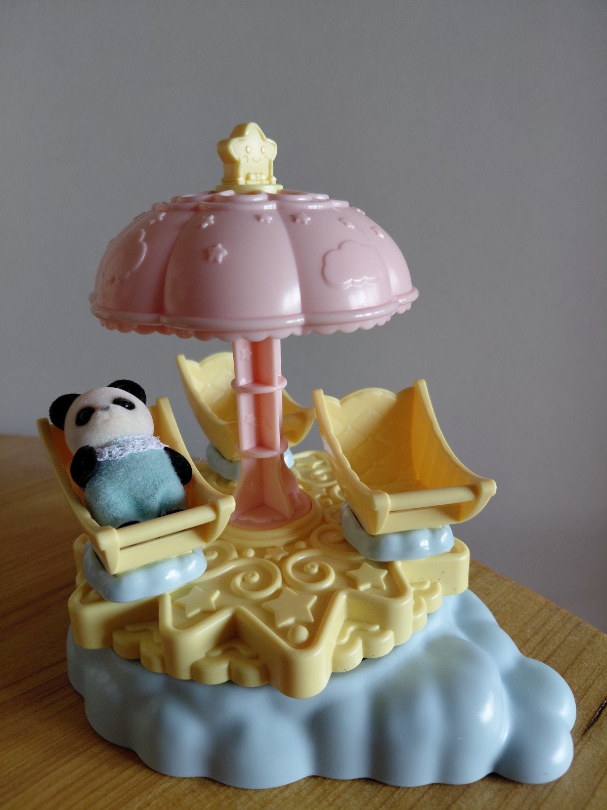 Sylvanian families draaimolen/babypanda compleet, Kinderen en Baby's, Speelgoed | Poppenhuizen, Ophalen of Verzenden, Zo goed als nieuw