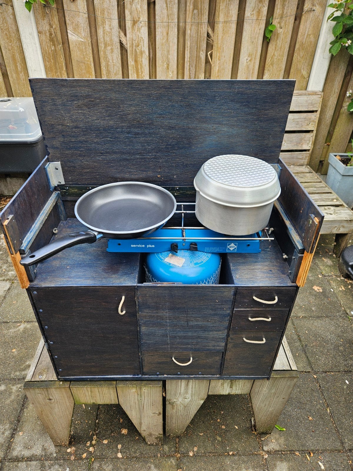 Camping keukenkist. Zelfbouw. Met campinggas kooktoestel., Ophalen