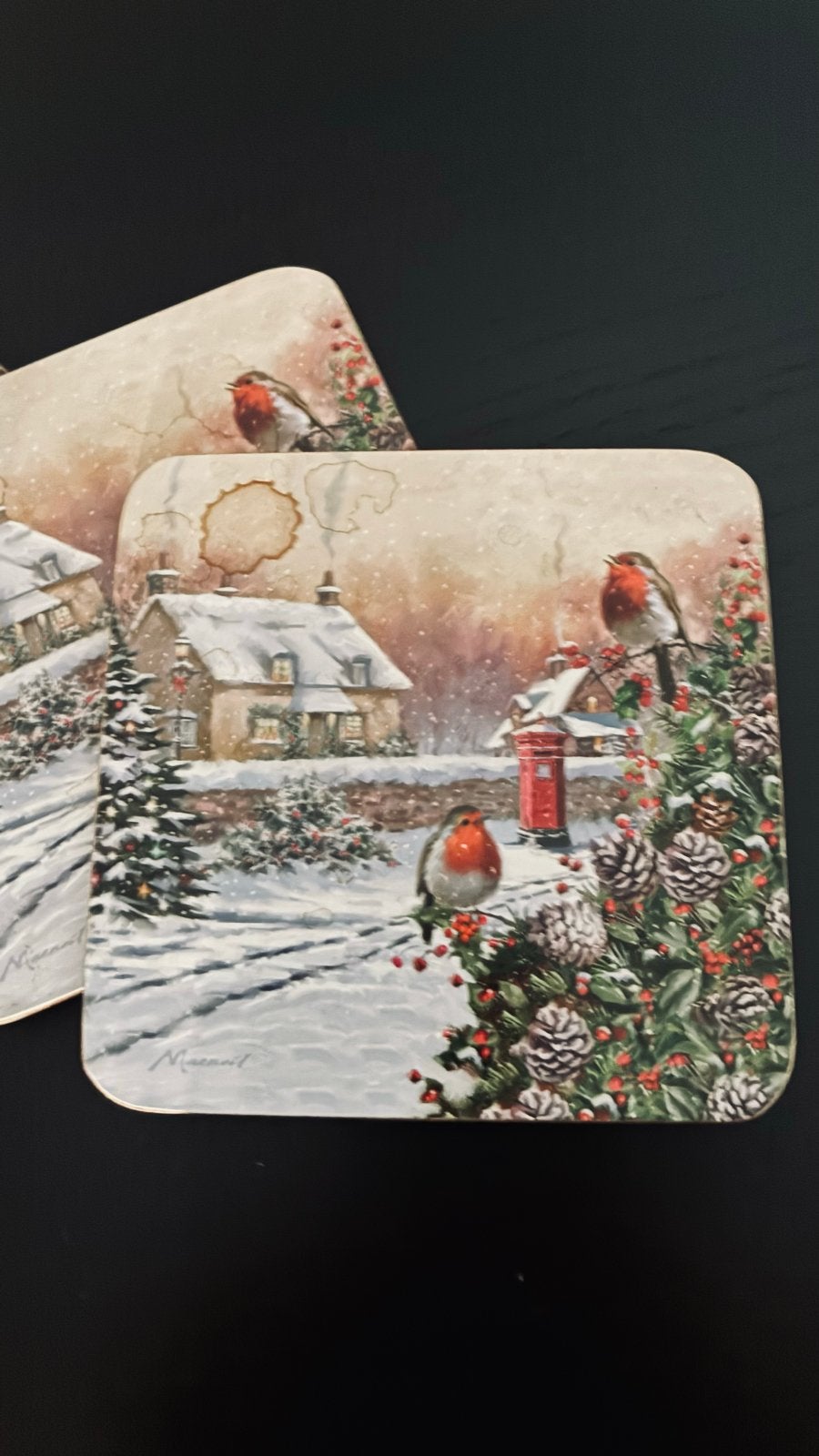 Kerst onderzetters met wintertafereel en roodborstjes, Gebruikt, Glasonderzetter, Ophalen of Verzenden, Meerkleurig