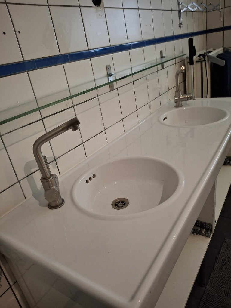 Keramische wastafel, onderkast en lampjes, Ophalen, Gebruikt, 100 tot 150 cm, Minder dan 100 cm